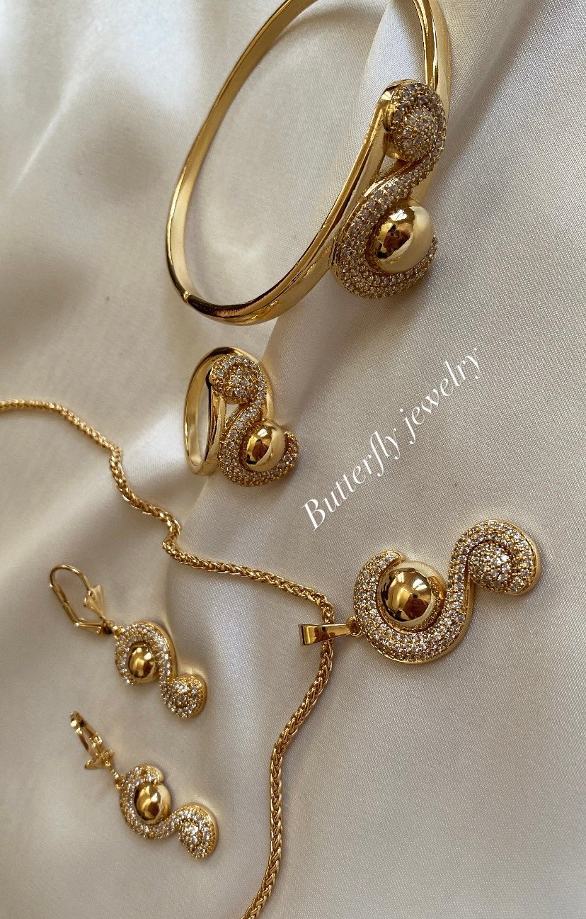 Parure 4 pièces