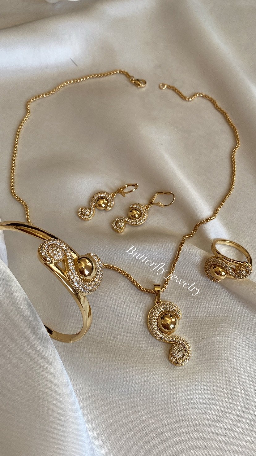 Parure 4 pièces – Image 2