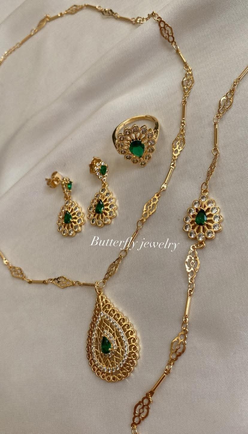 Parure 4 pièces
