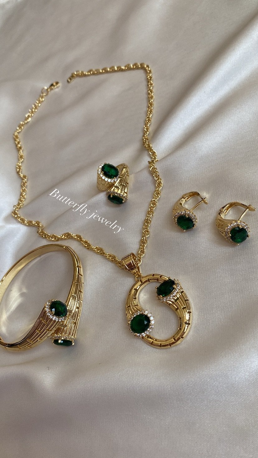 Parure 4 pièces
