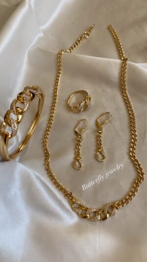 Parure 4 pièces