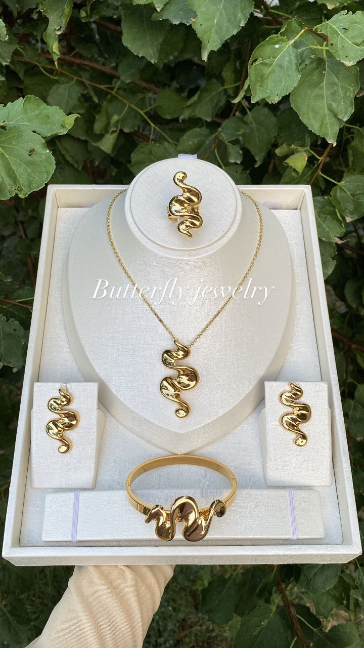 Parure 4 pieces – Image 2
