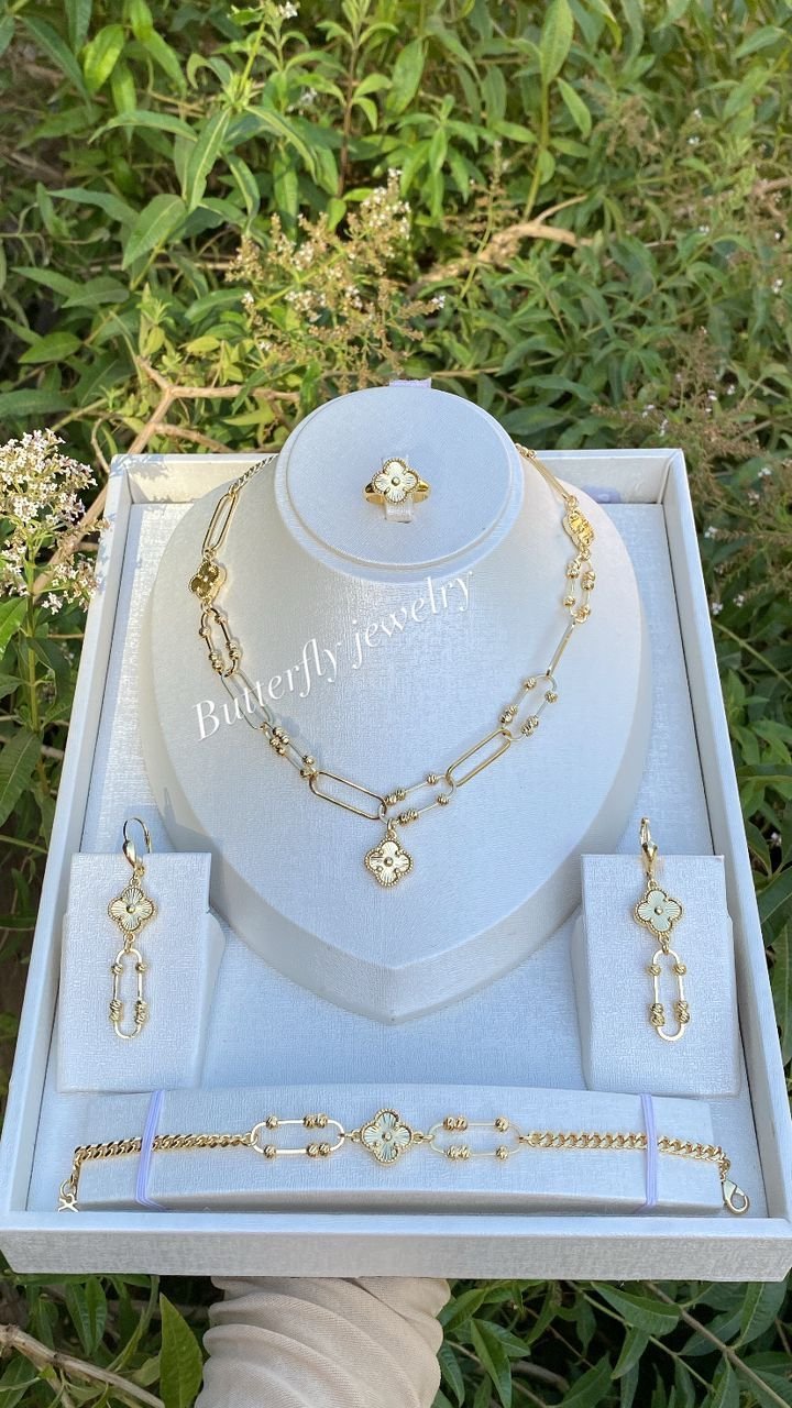 Parure 4 pieces
